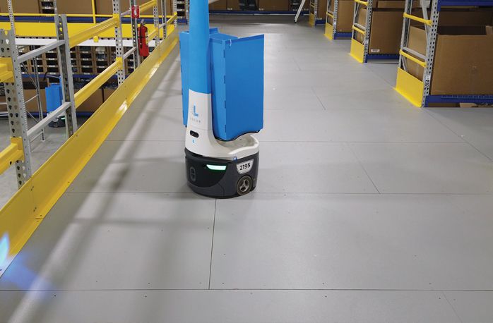 level-surface-for-locus-robotics-amrs-1